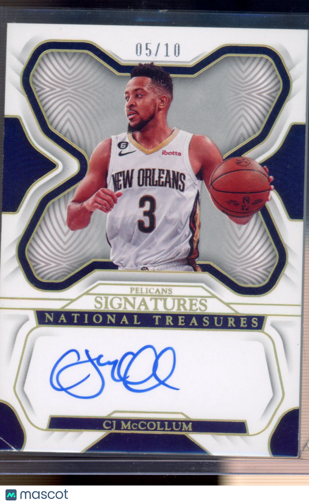 2022-23 Panini National Treasures CJ McCollum Signatures Gold 5/10